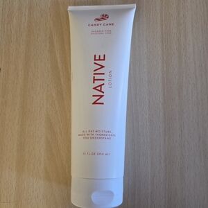 Native Candy Cane All Day Moisture Lotion, New